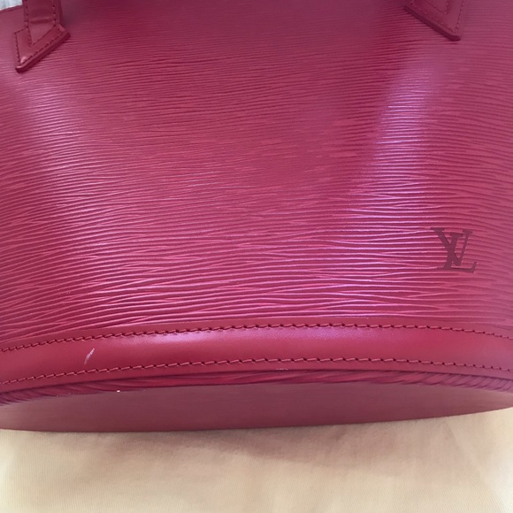 Authentic Louis Vuitton Bag - Picture 4 of 8